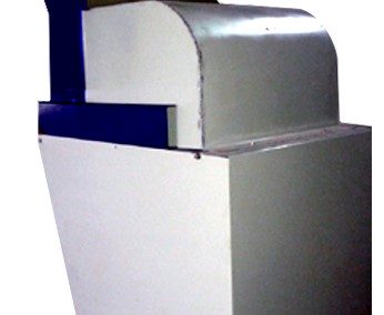 Décortiqueur automatique de noix de cajou